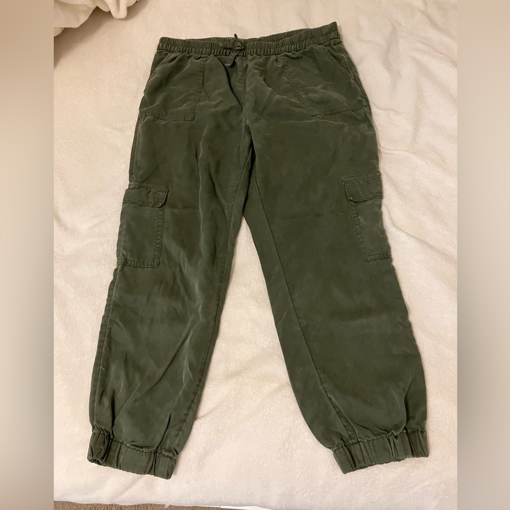 Girls Army Green Cargo Pants